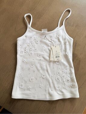 Target White Ribbed Floral Appliqué Cami Tank